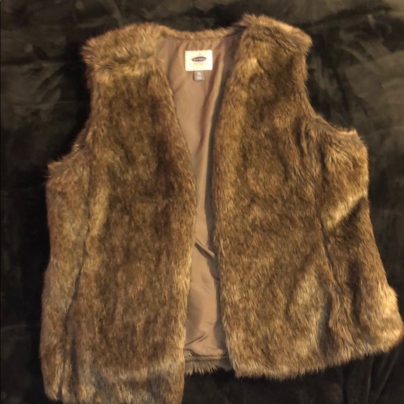 Old Navy Jackets & Blazers - Old Navy faux fur vest